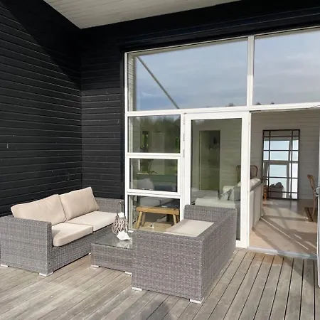 Lovely Summerhouse *