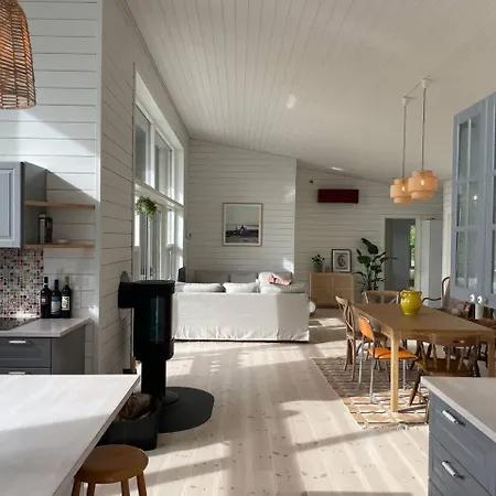 Lovely Summerhouse *